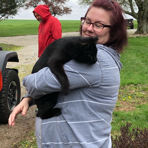 Meet your Posher, Lorri - Picture 3 of 16